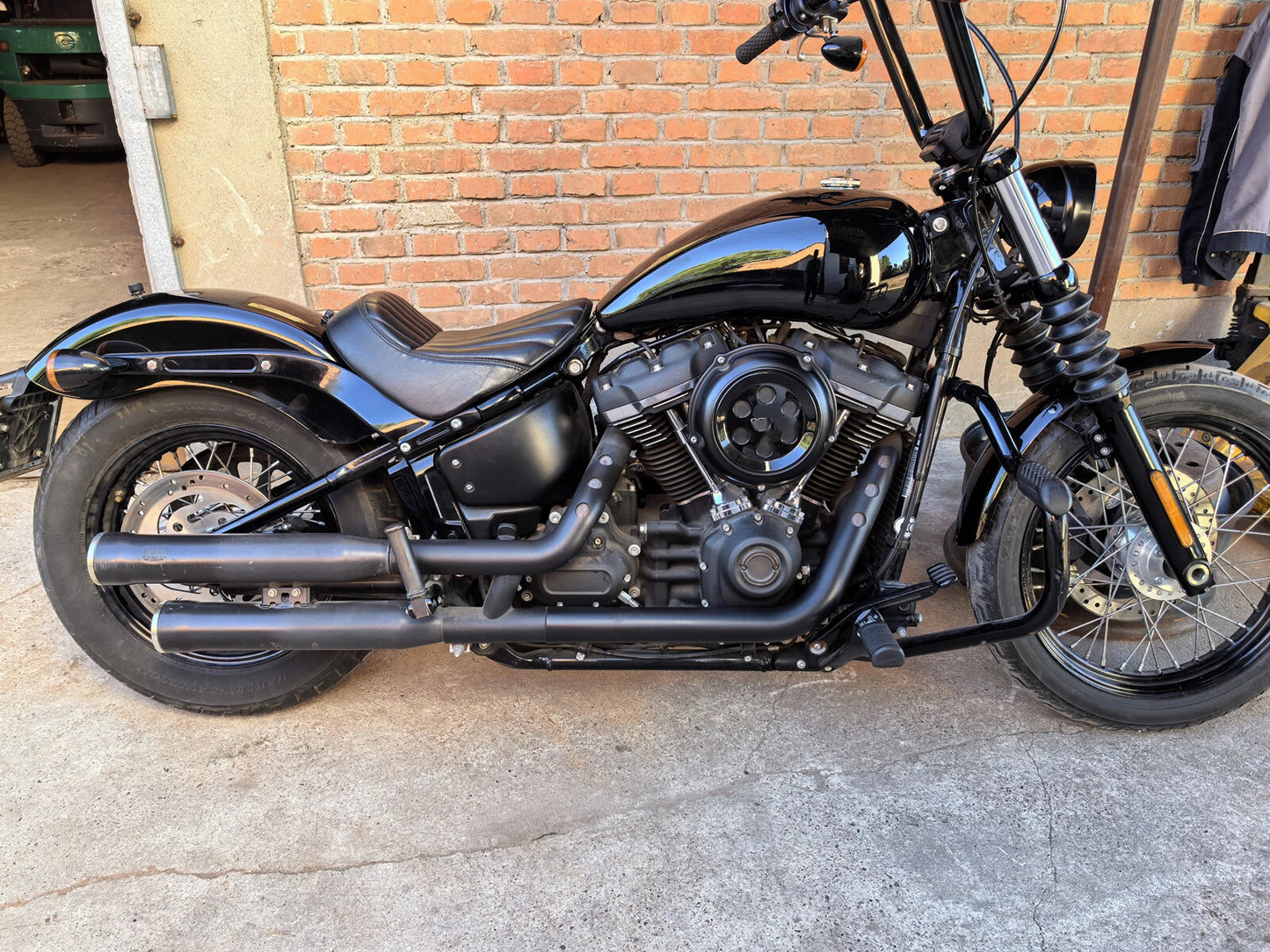 15L Silver Fuel Tank for Harley Softail Fat Boy Breakout (2013-2023)
