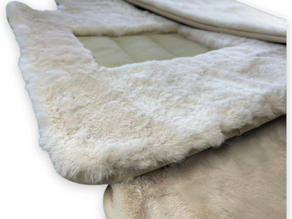 White Sheepskin Floor Mats for Rolls Royce Phantom (2003-2016)