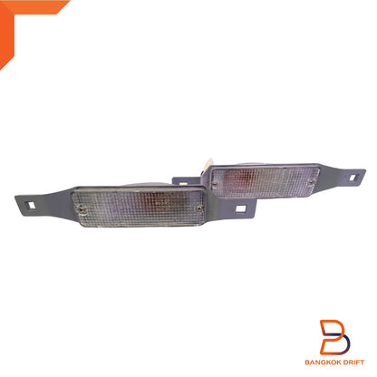Clear Front Bumper Blinkers for Toyota Hilux LN40 (1981-1984) - Pair