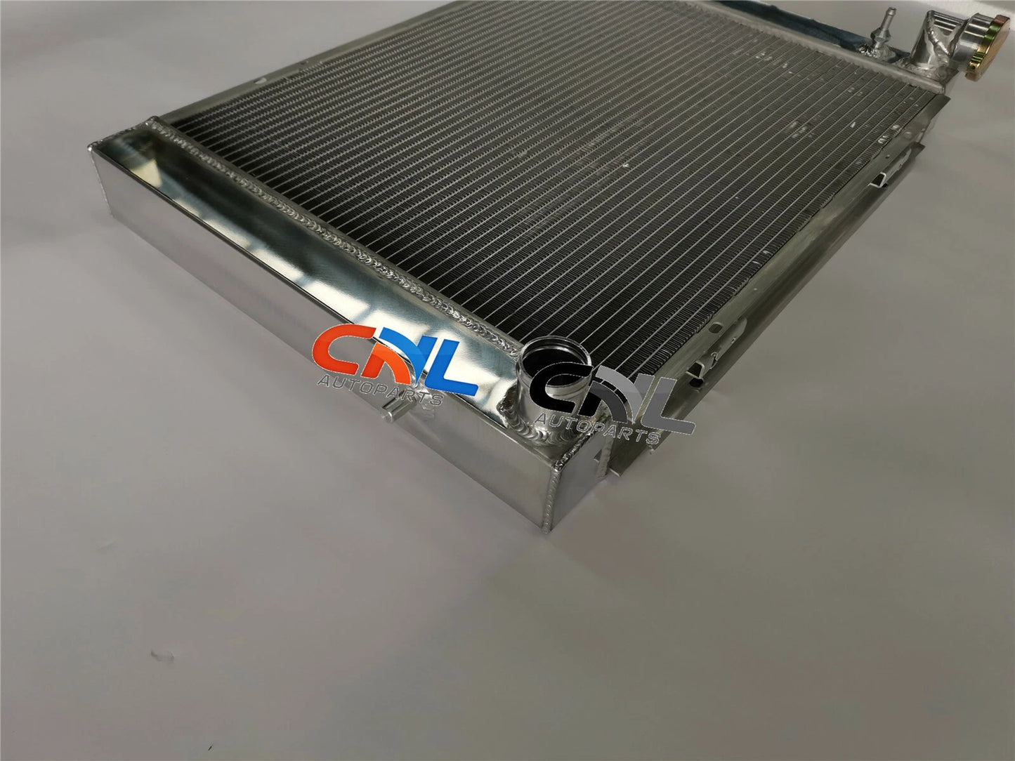 3ROW Aluminum Radiator for Holden Commodore V8 (1986-1997)