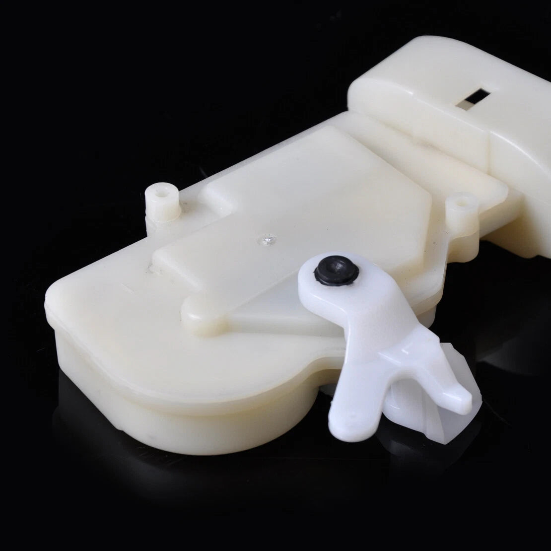 Front Left Door Lock Actuator for Toyota Echo, Lexus GS300 (2000-2005)
