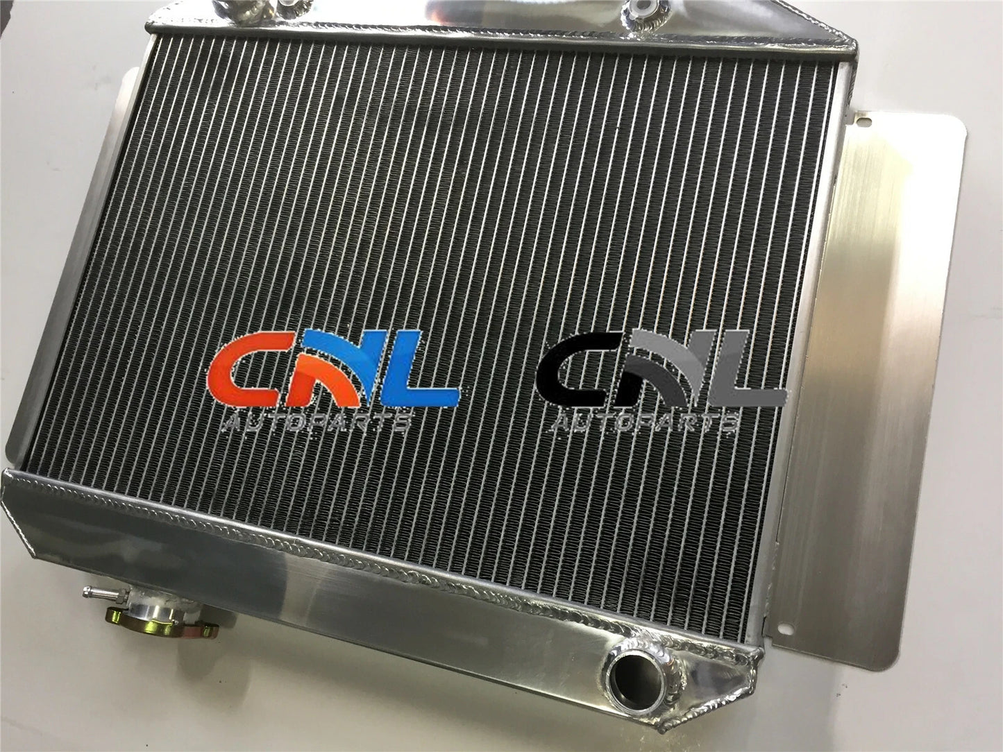Aluminium Radiator for Holden Kingwood HG HT HK HQ HJ HX V8 (1968-1980)