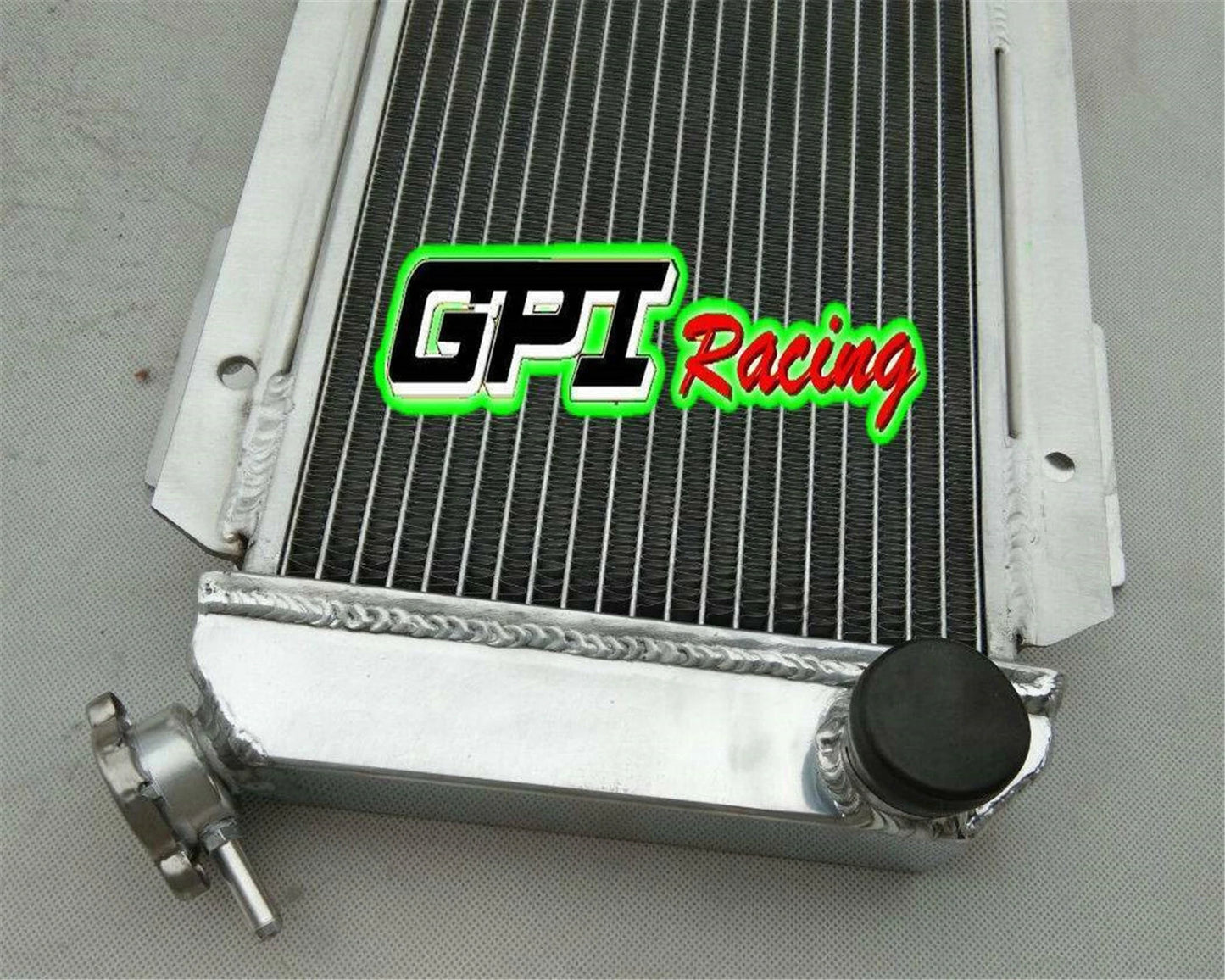 42MM Aluminum Radiator & Shroud for Ford Fiesta I MK1 0.9L/1.1L (1976-1983)
