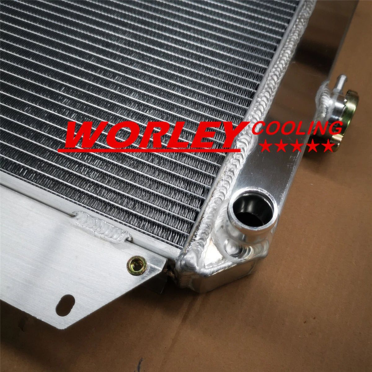 Alloy Radiator for Suzuki Sierra SJ50 SJ70 (1984-1996)