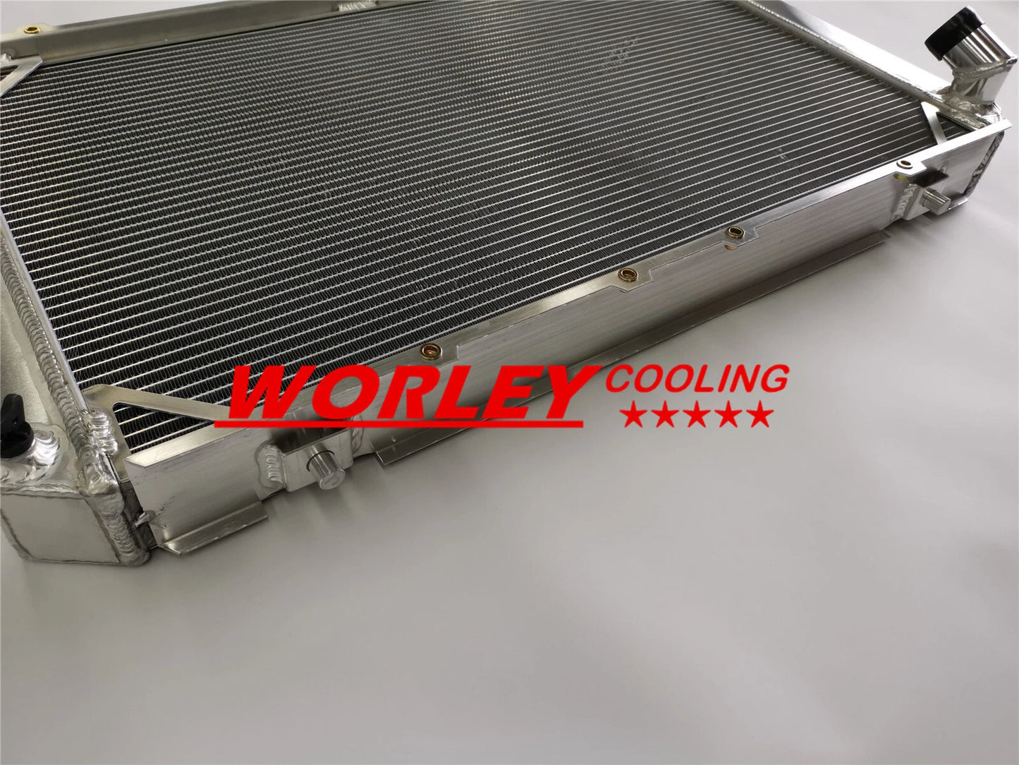 Aluminum Radiator for Nissan Patrol Y60 4.2L Petrol (1997-1999) + Fans