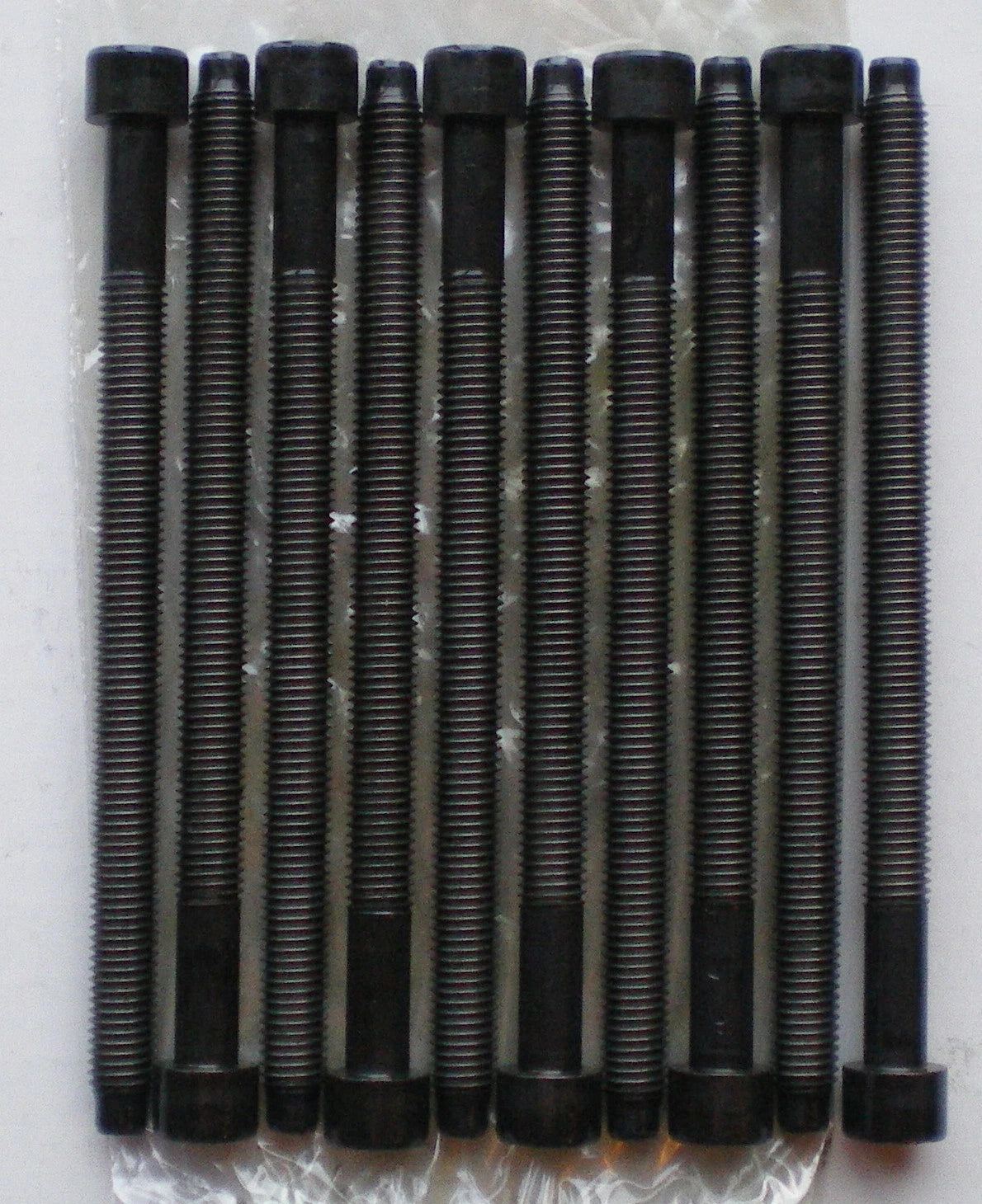 CYLINDER HEAD BOLTS for Toyota Yaris Verso (1999–2005)