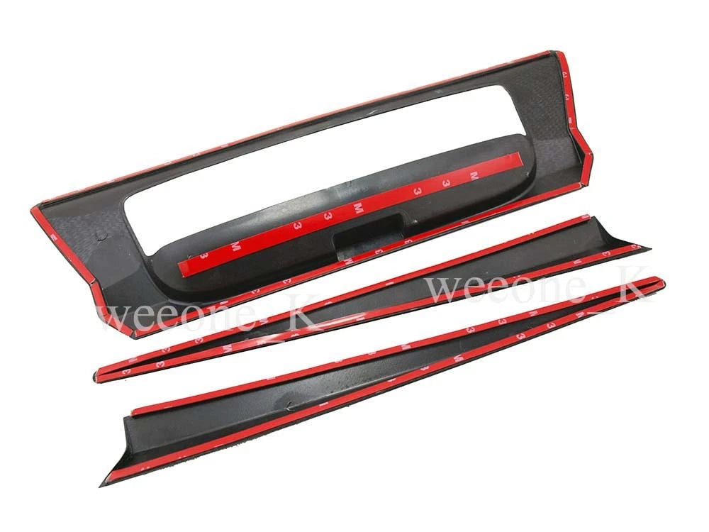 Carbon Tailgate Accent for Isuzu D-Max (2016)