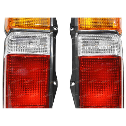 Tail Lights 2 x LH+RH for Toyota Hiace (1983–1989)