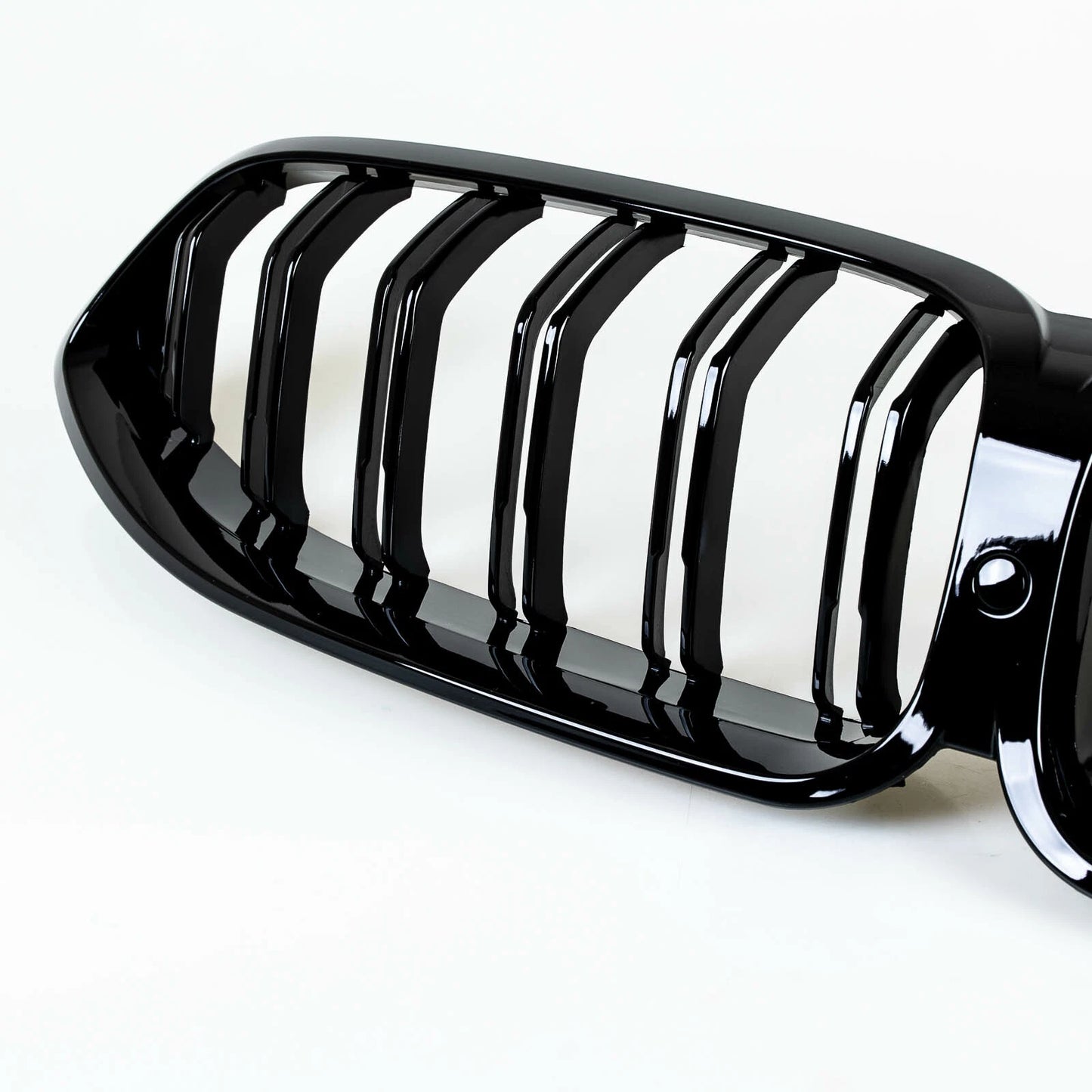 M8 Style Front Grille for BMW M8 F91 F92 F93 (2019-2022)