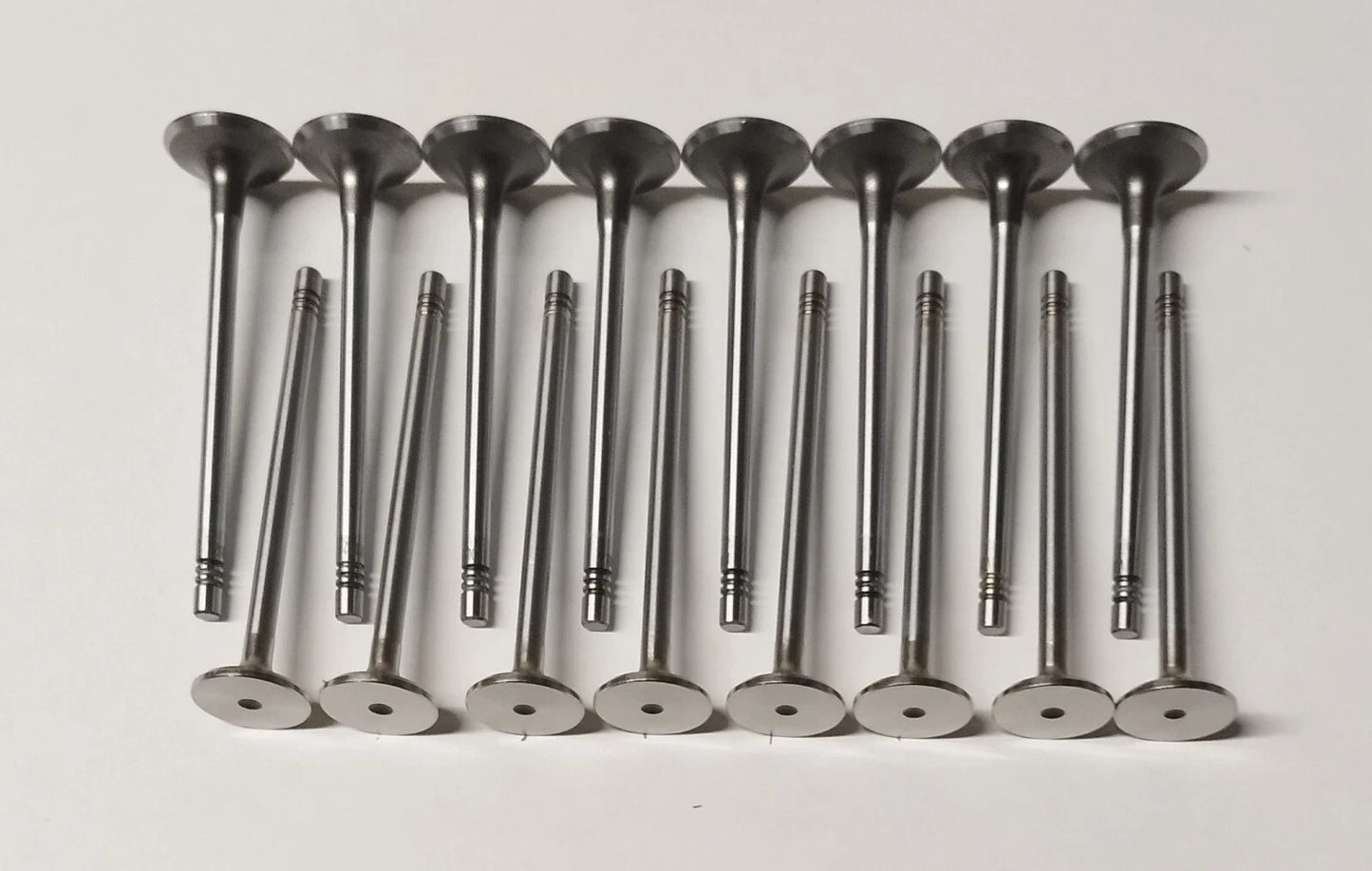 Inlet Exhaust Valves 1.5 DV5 for Ford / Peugeot / Citroën