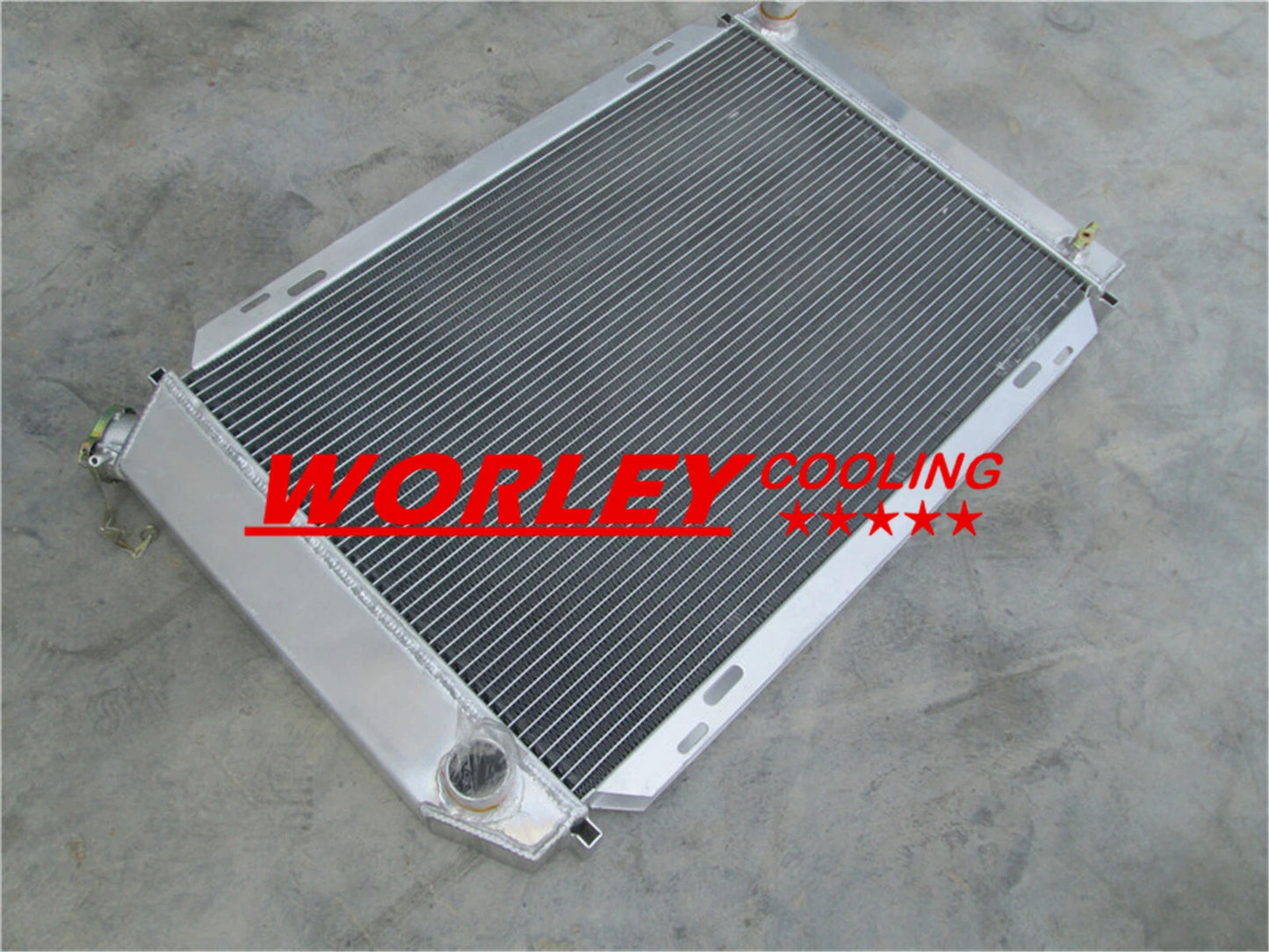 2ROW Aluminum Radiator + Fan for Ford Mustang (1979-1993)