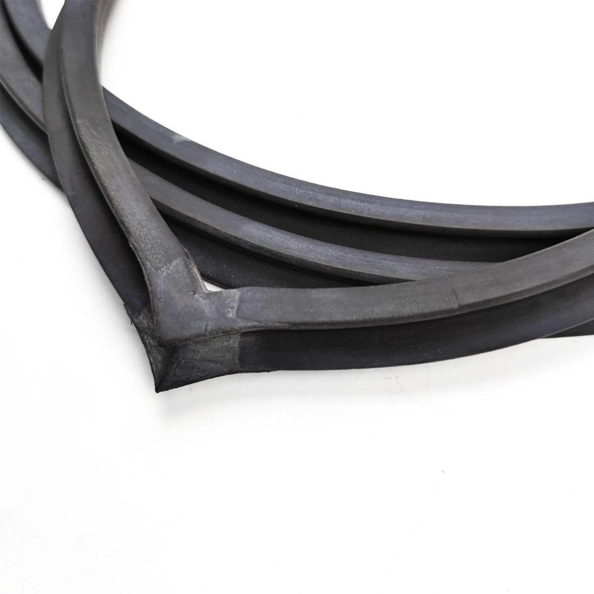 Door Rubber Weatherstrip Seal RH Fits Nissan Datsun Sunny 1200 KB110 1970-73 D09