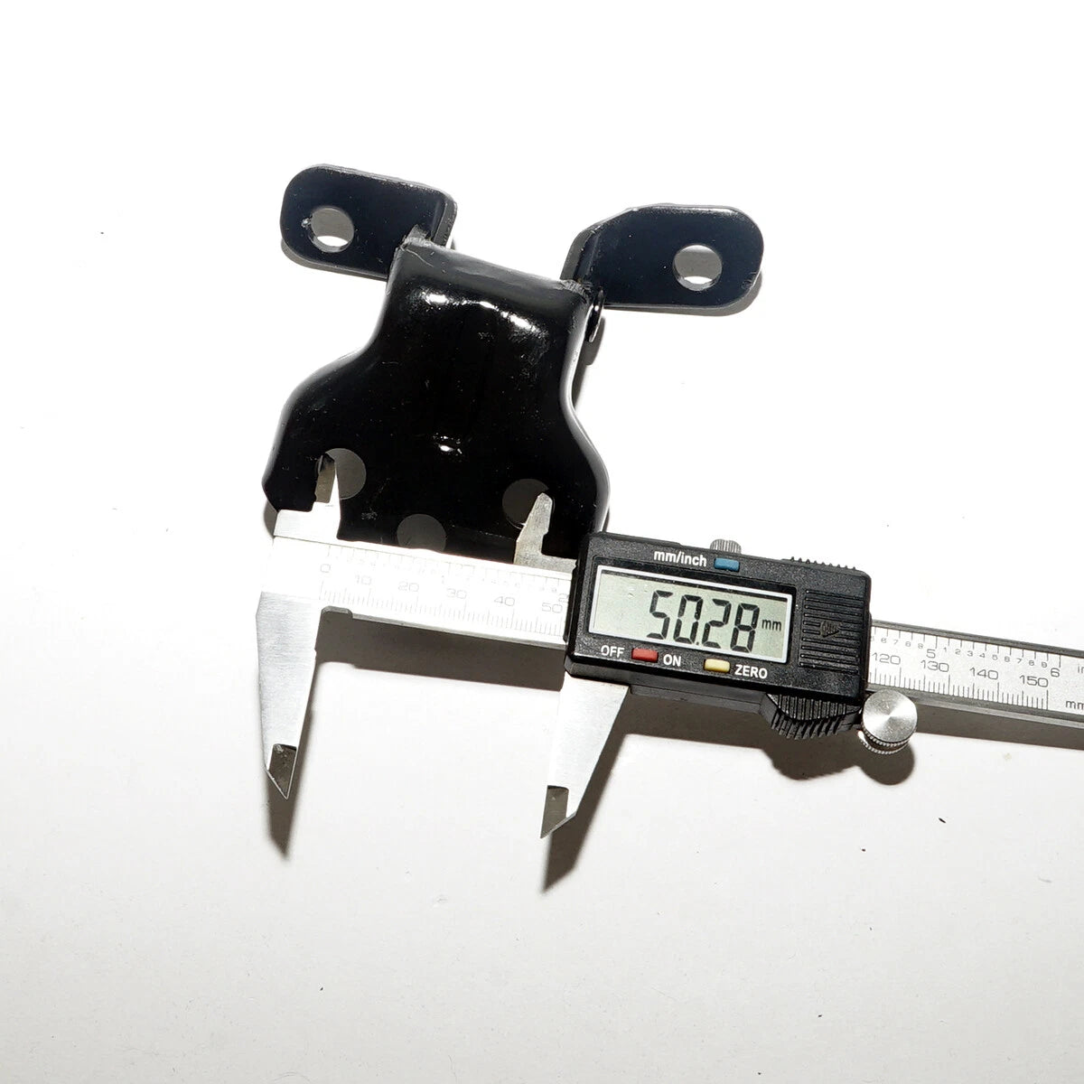 RHS Front Door Hinges Upper Lower for Mazda Familia 323 Sedan 1986-1989