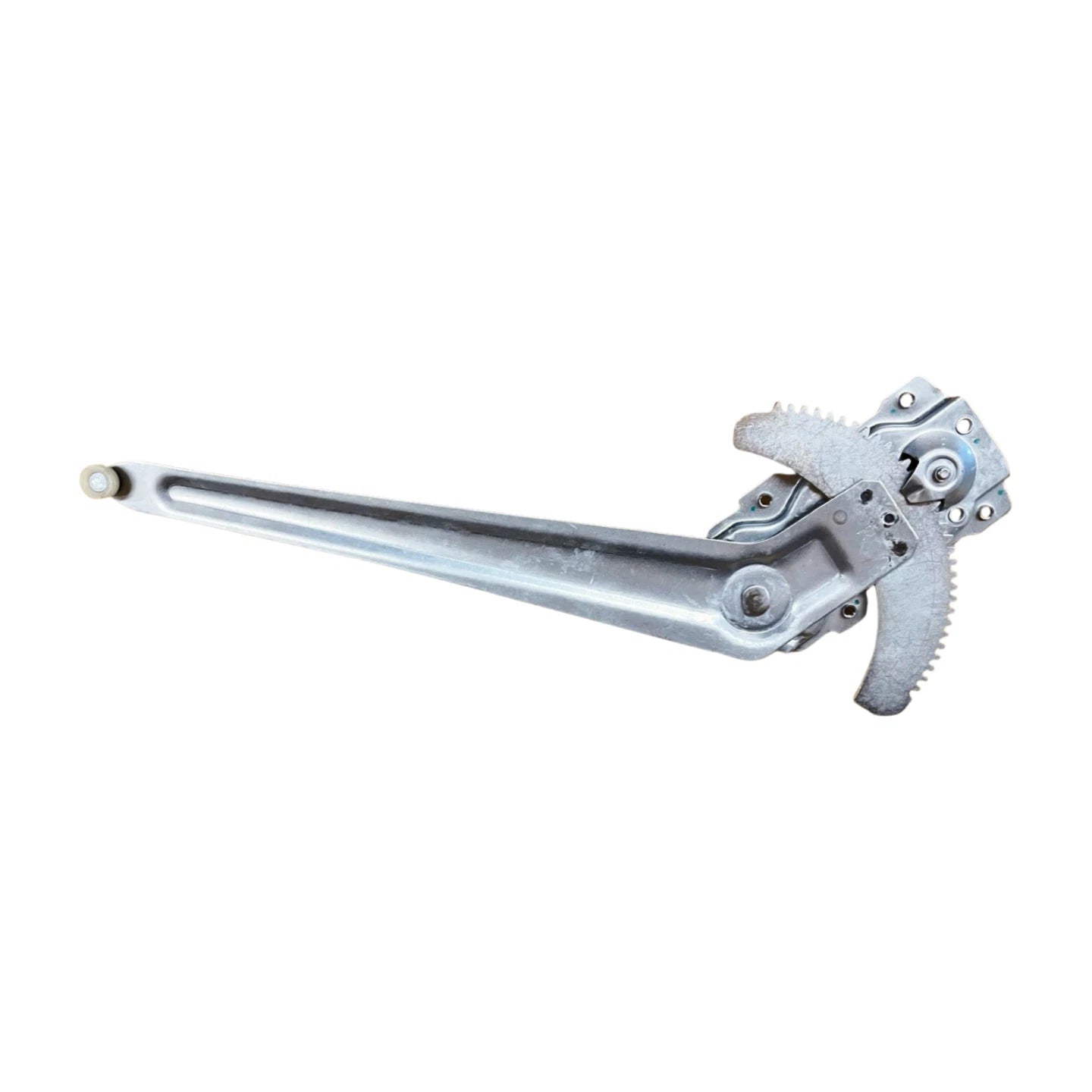 Front Right Manual Window Regulator With Vent for Toyota Hilux (1997–2005)