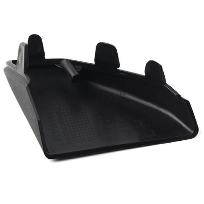 Left Front Wheelarch Moulding End Cap for Land Rover Discovery 3 & 4 (2004-2016)