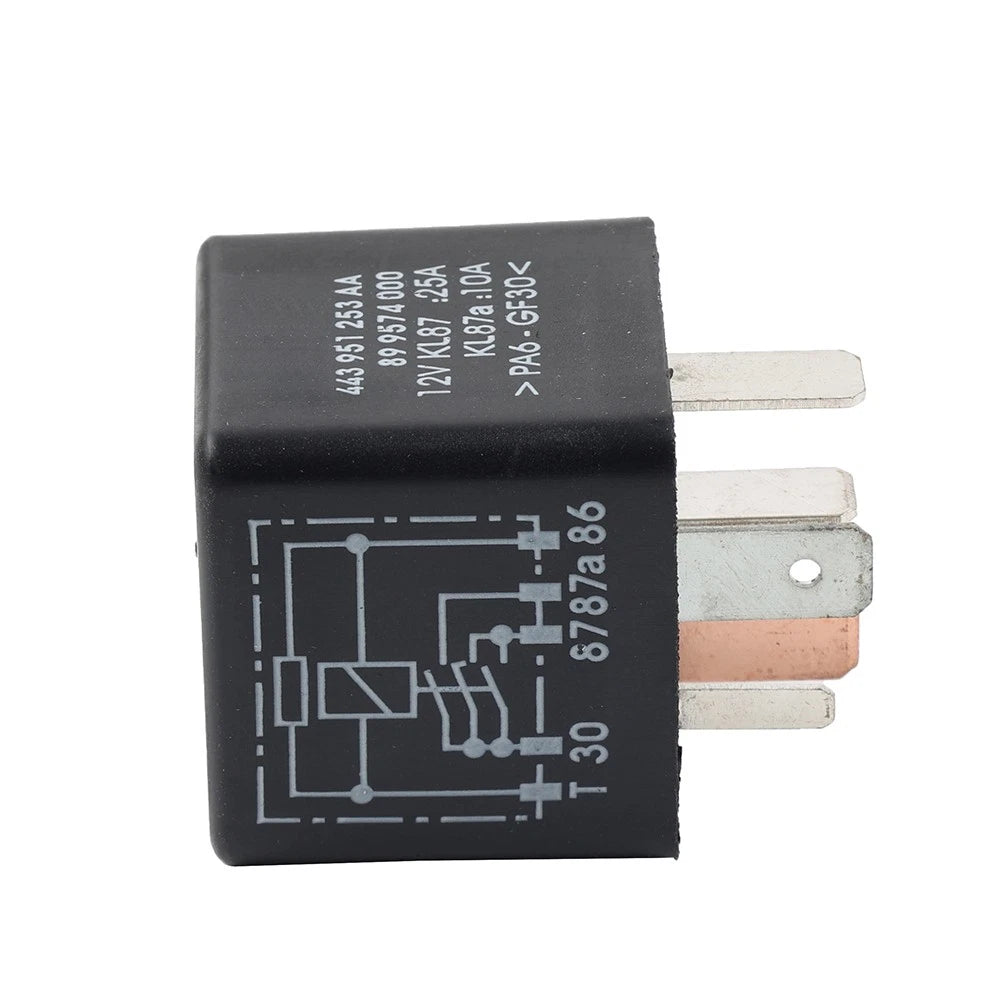 Air Conditional Oil Pump Relay for VW Passat, Audi A4