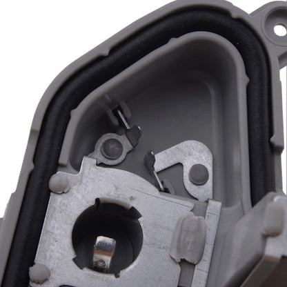 Right Rear Tail Light Lamp Holder for 2015-2017 Jeep Renegade