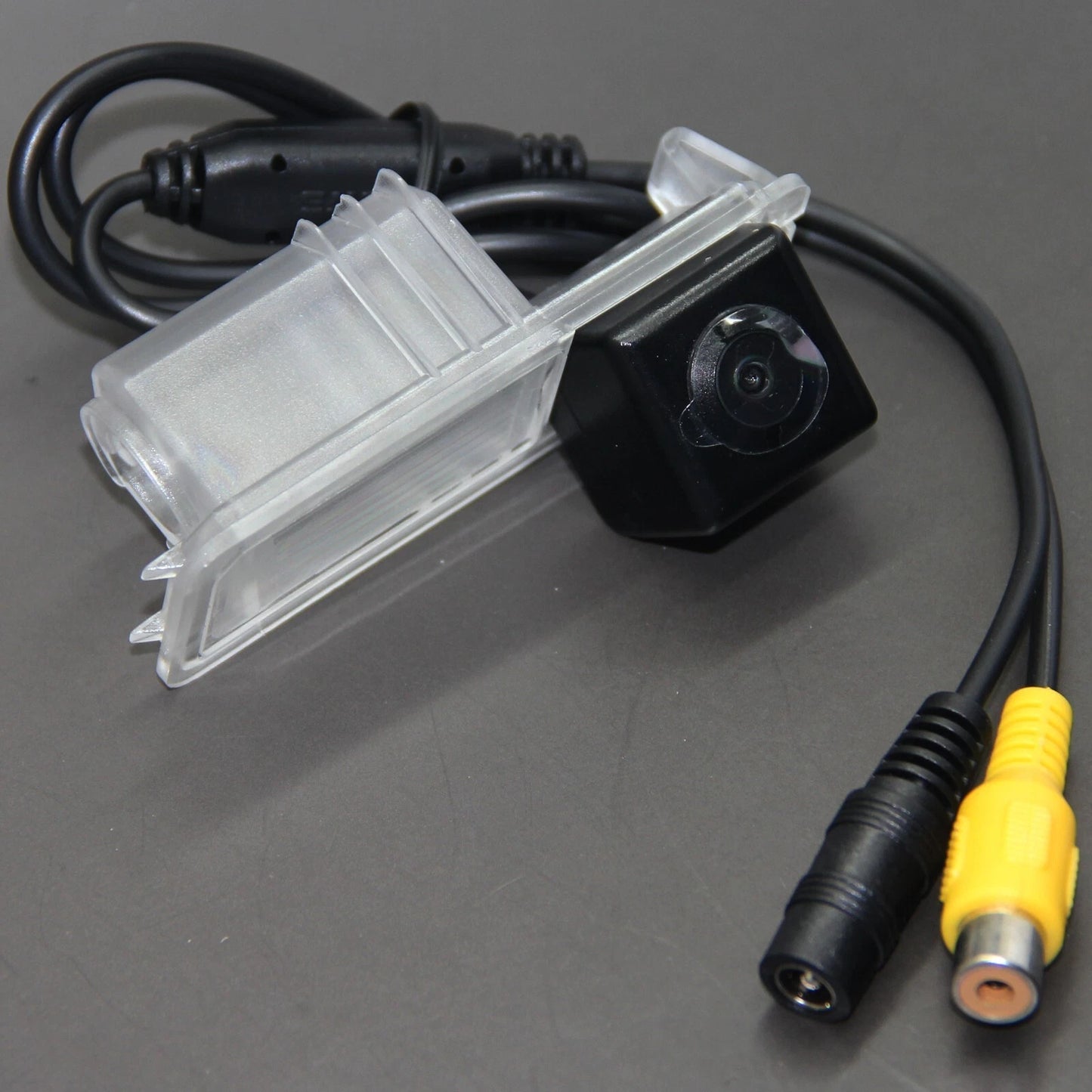 Car Reverse Rear View Backup Camera for VW Amarok (2012–2015)