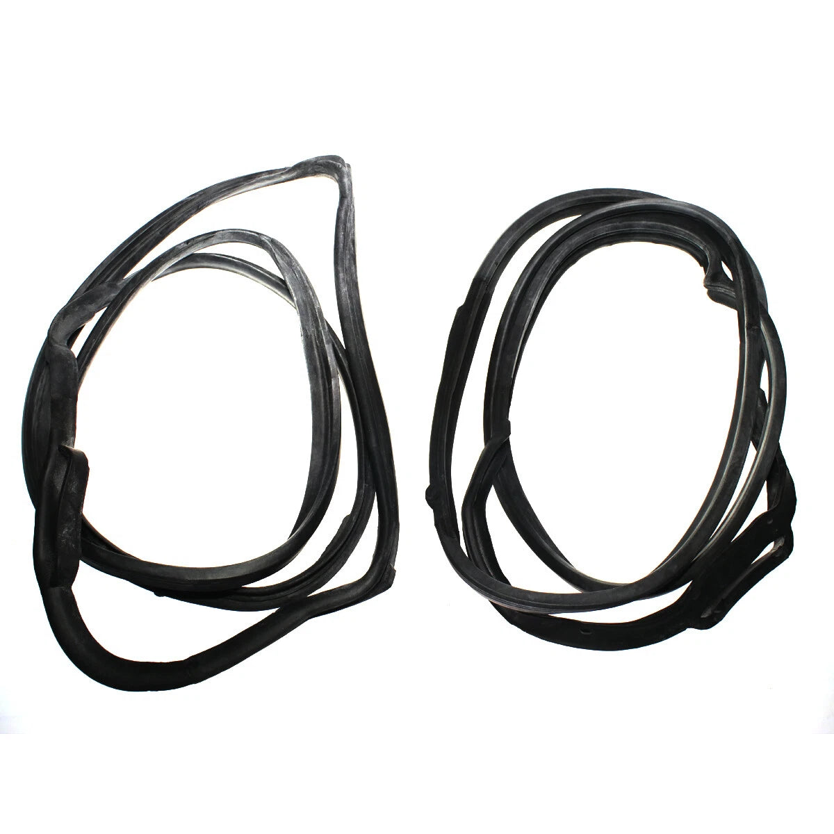 Rear Door Weatherstrip x2 for Mercedes-Benz W126 Sedan 280SE 300SE 500SE 560SE