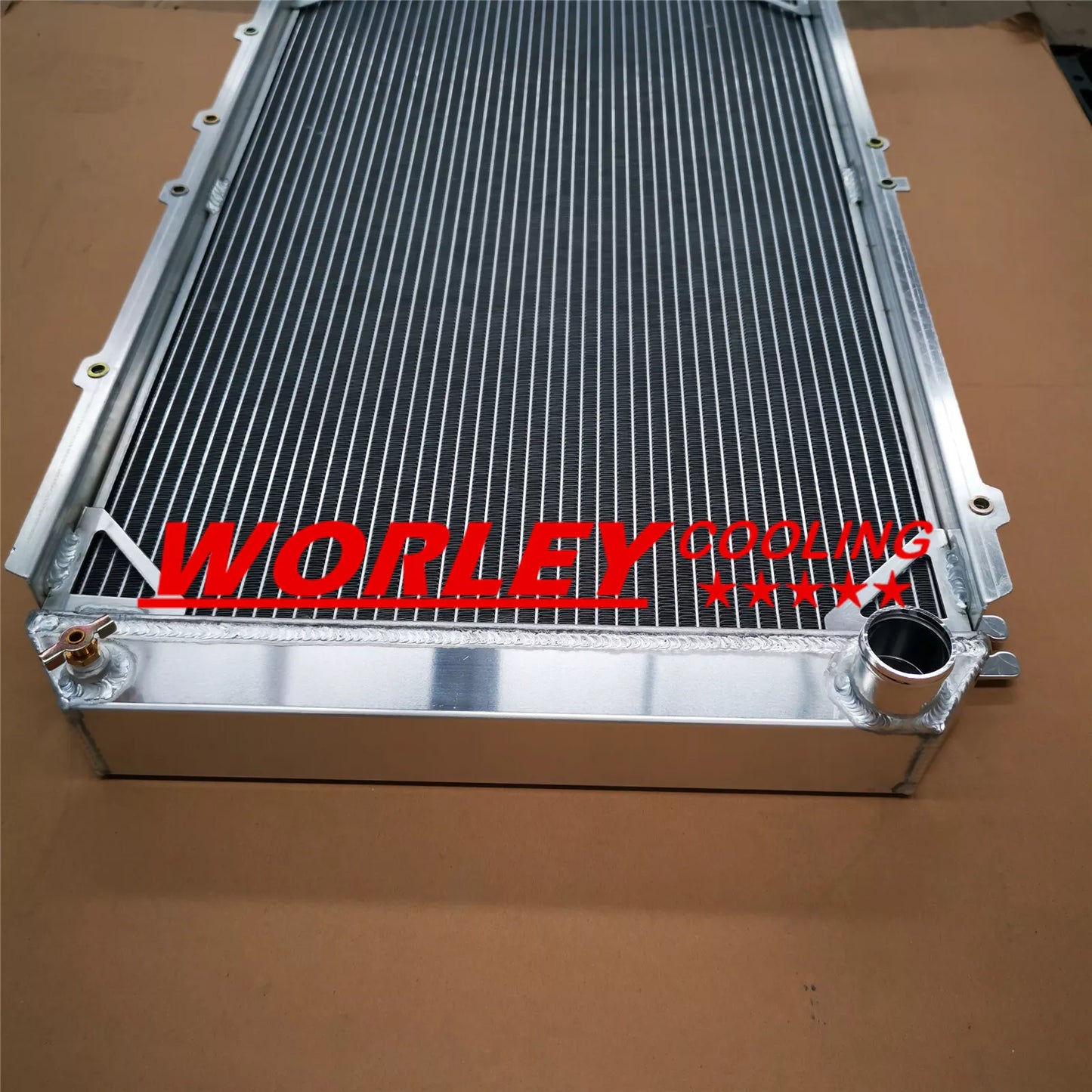 Aluminum Radiator for Nissan Patrol Y60 2.8 & 4.2 Diesel, 3L Petrol (1987-1997)