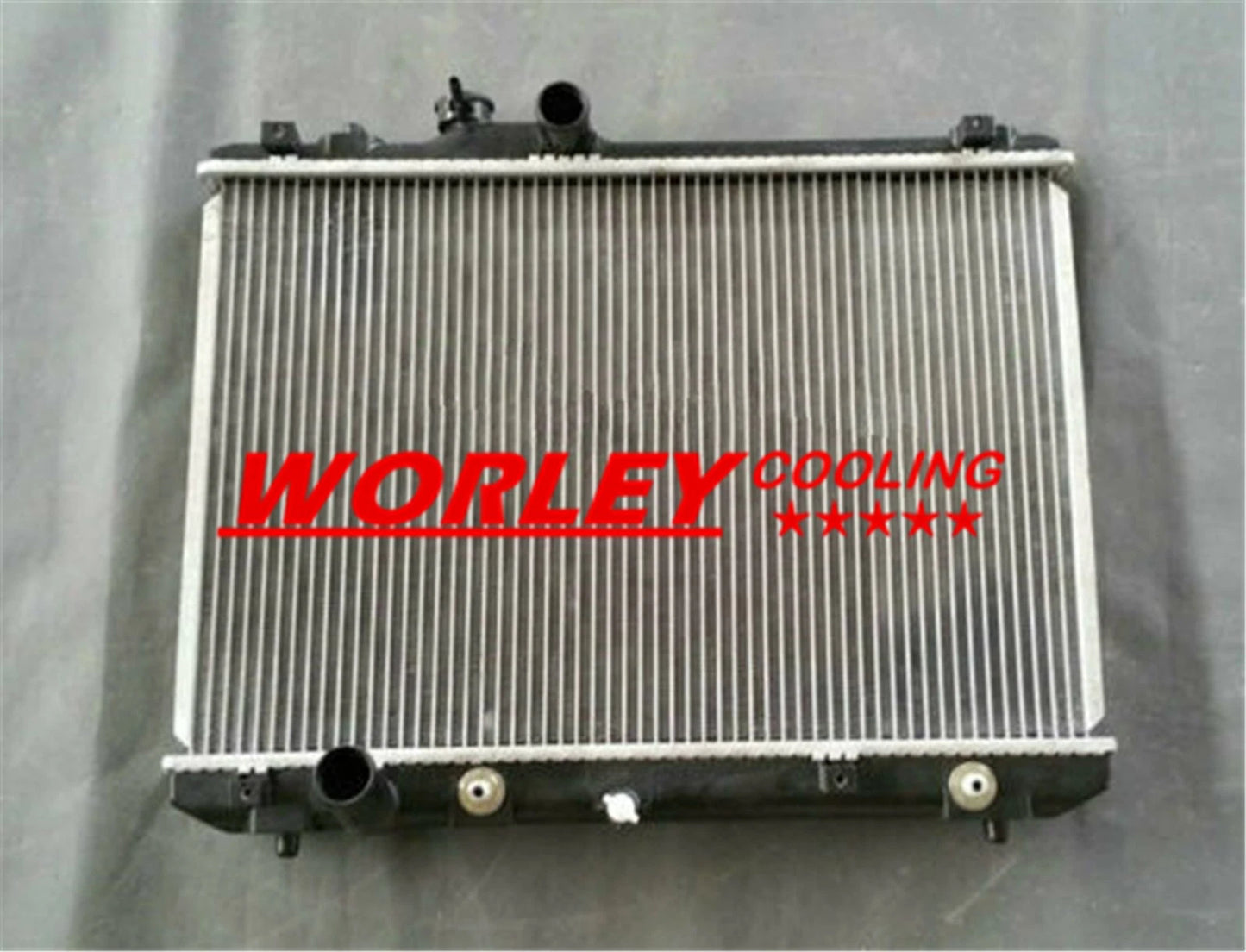 Radiator for 2005-2010 Suzuki Swift 1.5L 1.6L (2005-2010)
