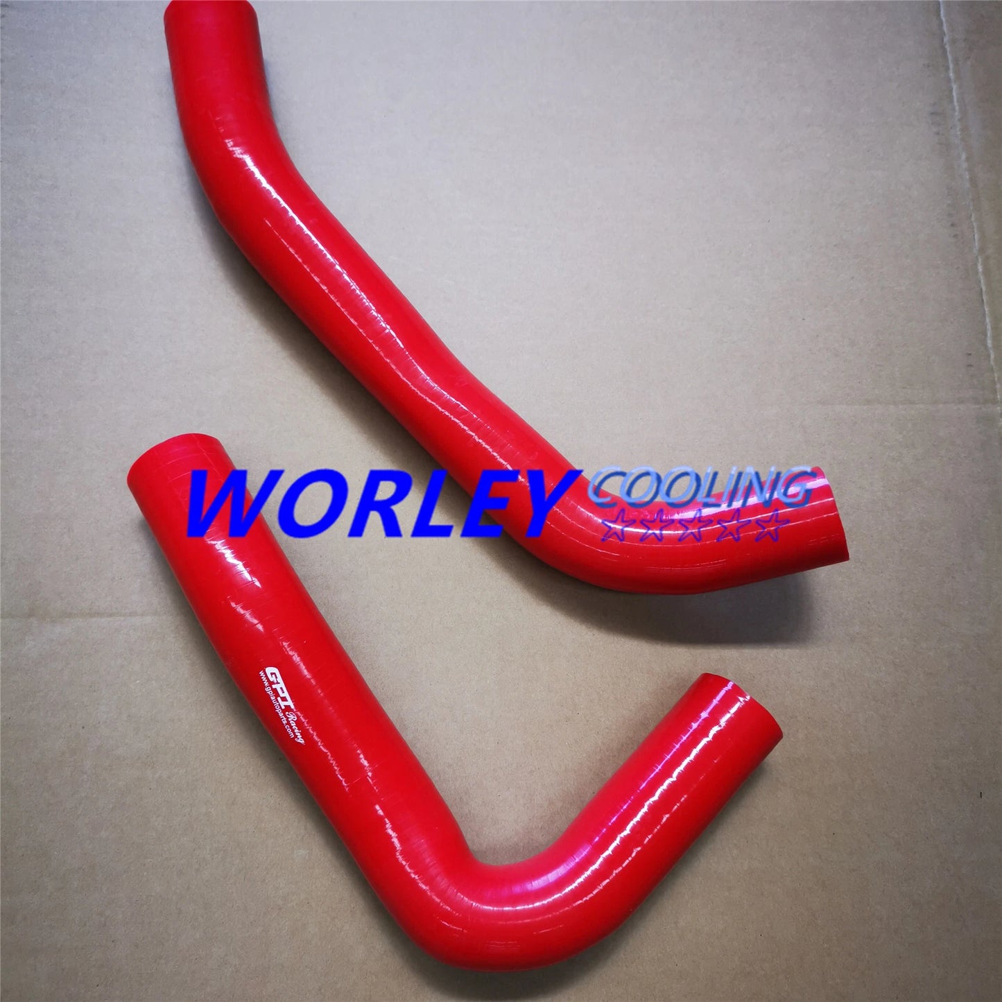 Aluminum Radiator + Red Hose + Fan for Holden HQ HJ HX HZ 253 308 V8 (1971-1980)