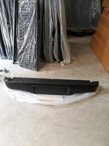 Black Rear Step Bumper Bar for Toyota Hilux Vigo MK6 MK7 (2005-2014)