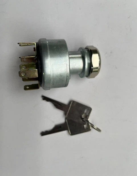 Ignition Switch 2 Keys for International Truck 4000–8000 Series (1989–1999)