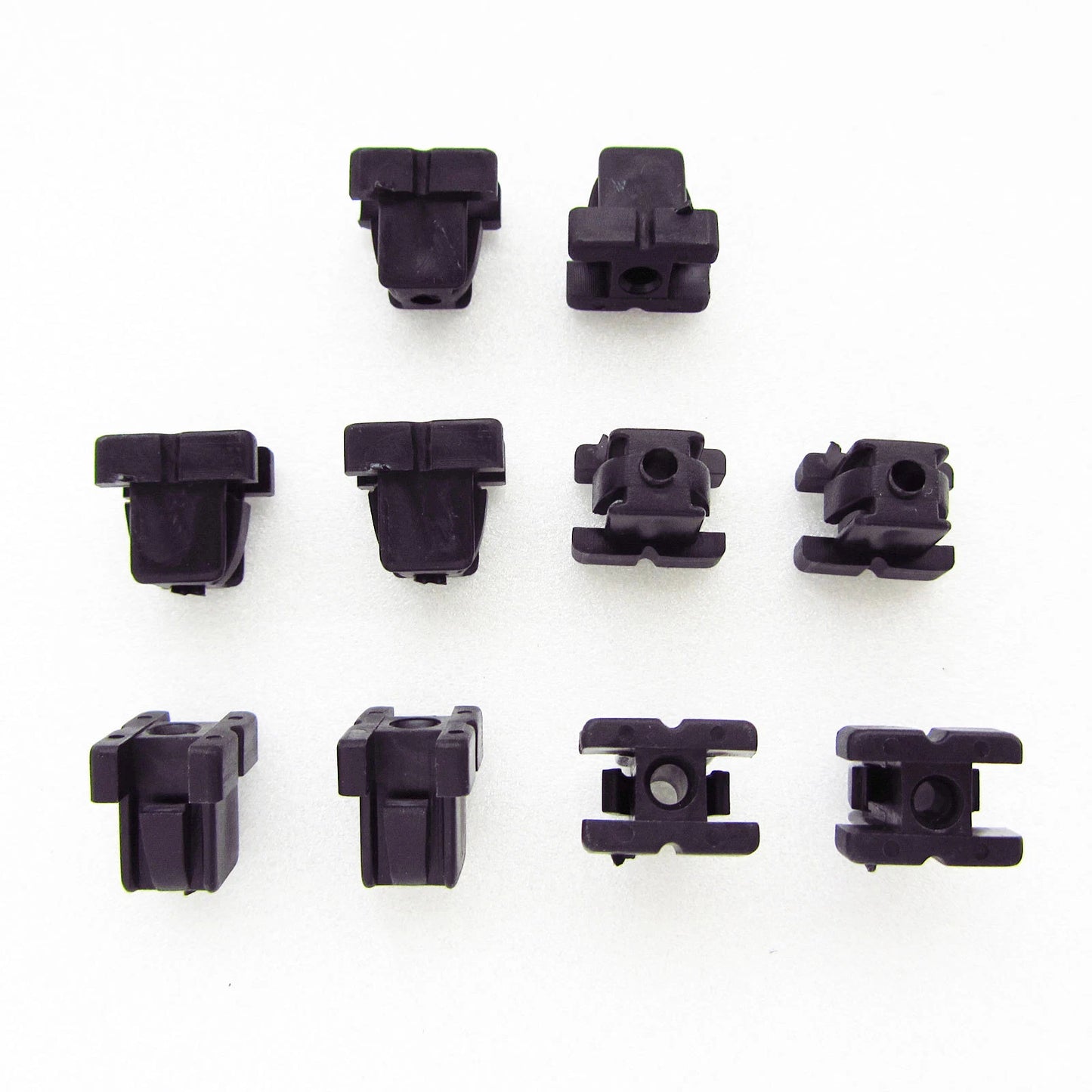 Grill Lock Clip 10x for Toyota Hilux RN20 RN25 (1978-1983)