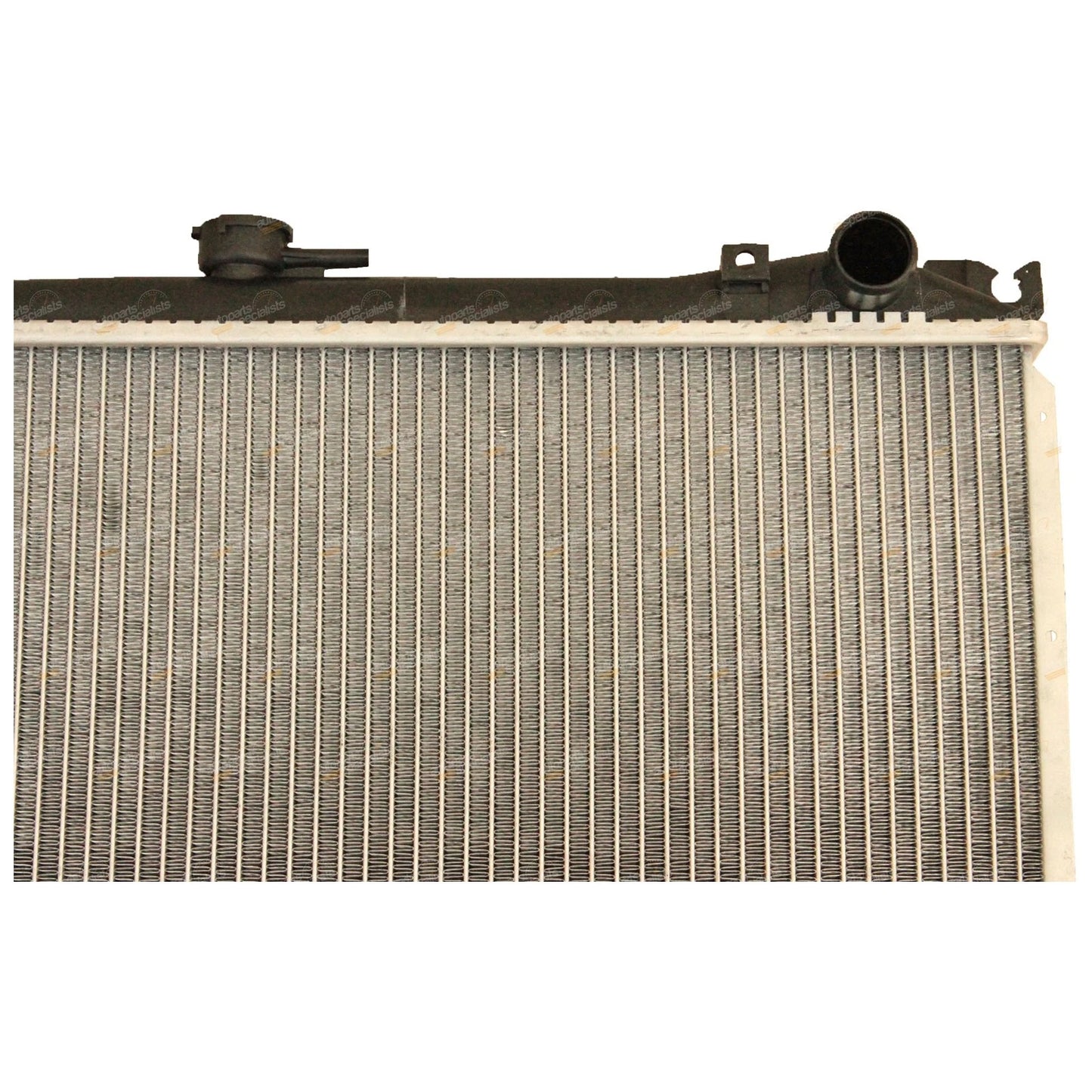 Aluminium Alloy Radiator 2.7L for Nissan Navara D21 (1988-1997)
