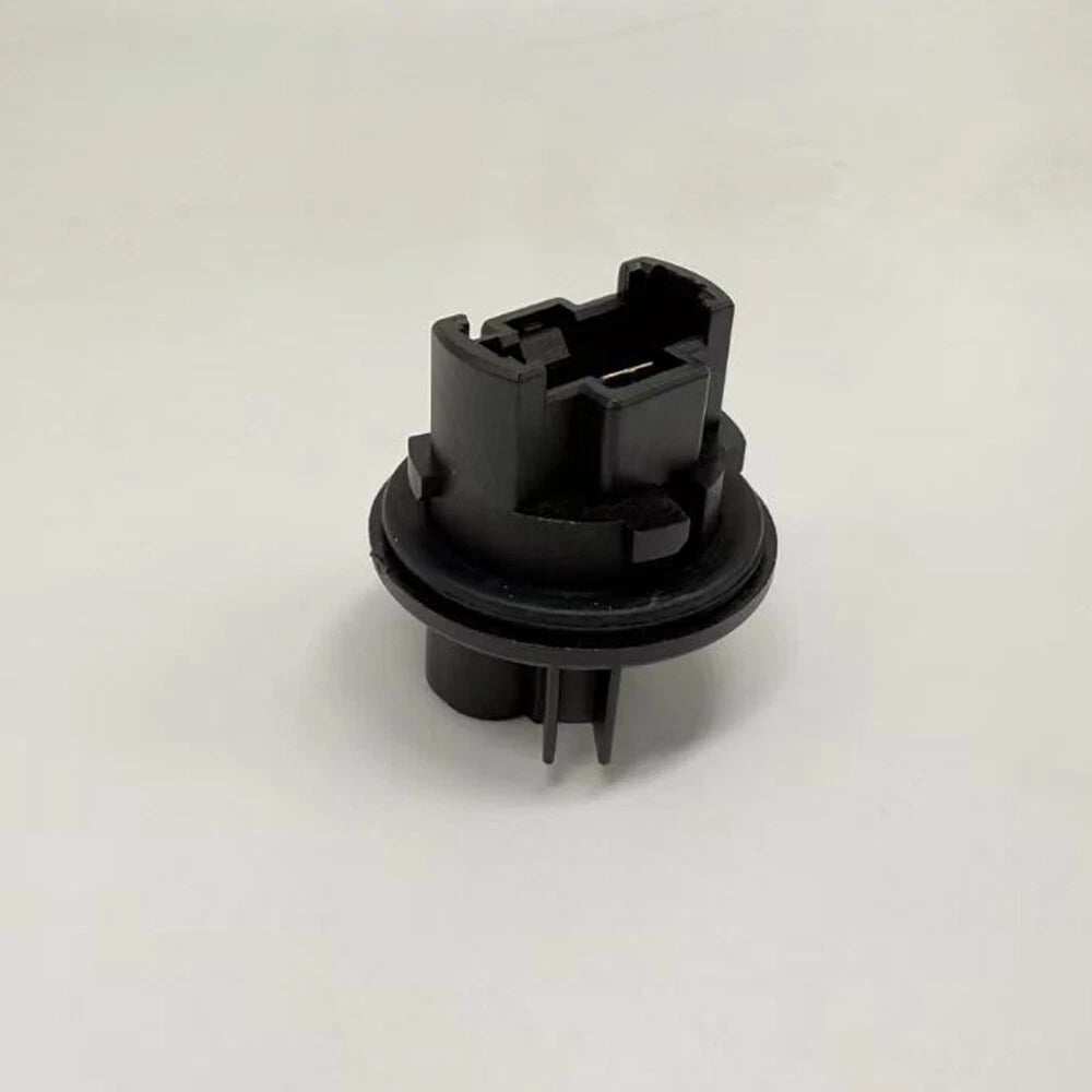 Bulb Socket for Nissan Frontier, Maxima, Quest (2002-2009)