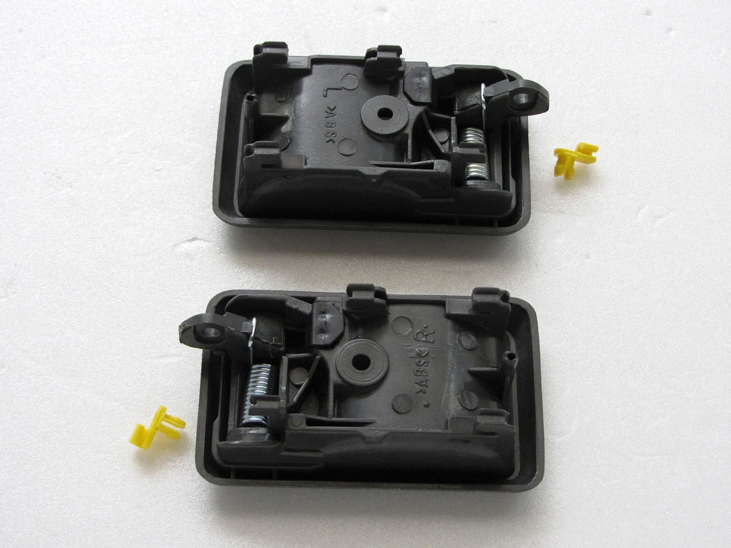 Inner Door Handles for 88-97 Toyota Hilux 5th Gen Mighty-X YN80 RN85 RN90 (88-97)