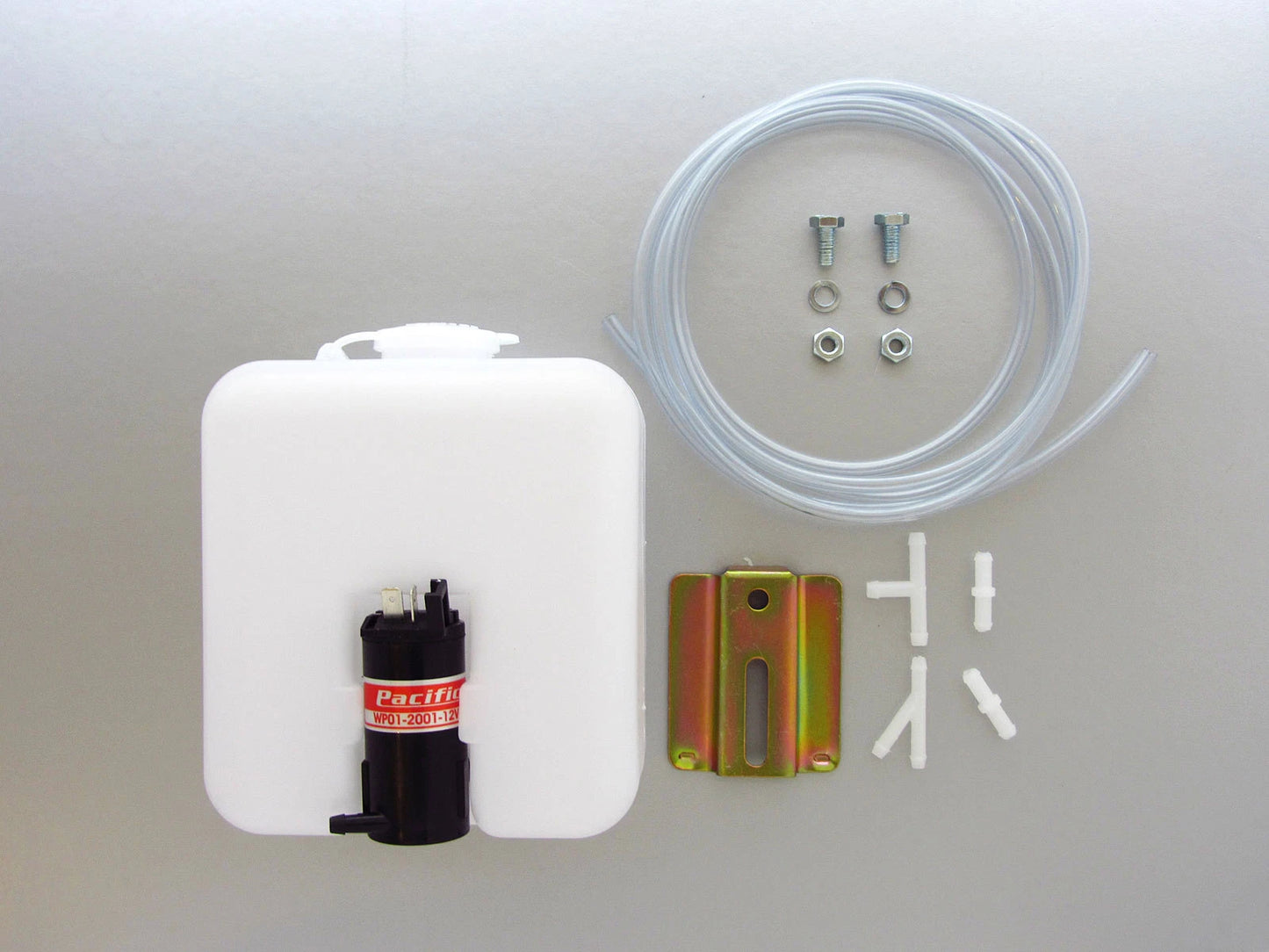Windshield Washer Tank for Isuzu KB, KBZ, TF, TFR, Holden Rodeo, Vauxhall Brava