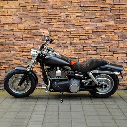 2x Rider & Passenger Seat for Harley Dyna Street Bob (2006-2017)