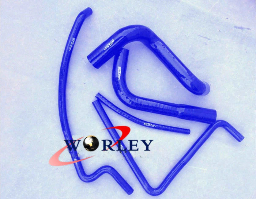 Silicone Radiator Heater Hose for Holden Commodore VT 5.0L V8 (1997-2000) RED
