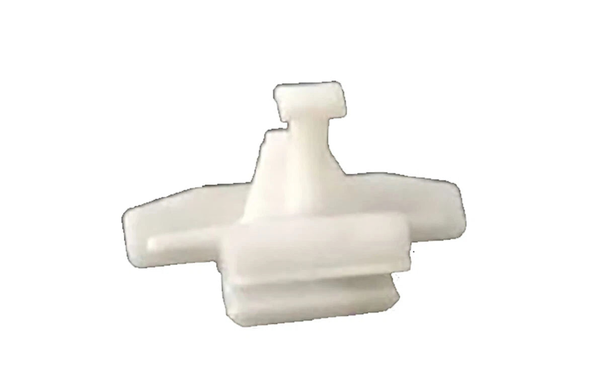 2 x Rear Bumper Support Clips for Toyota Corolla (1995-2000)