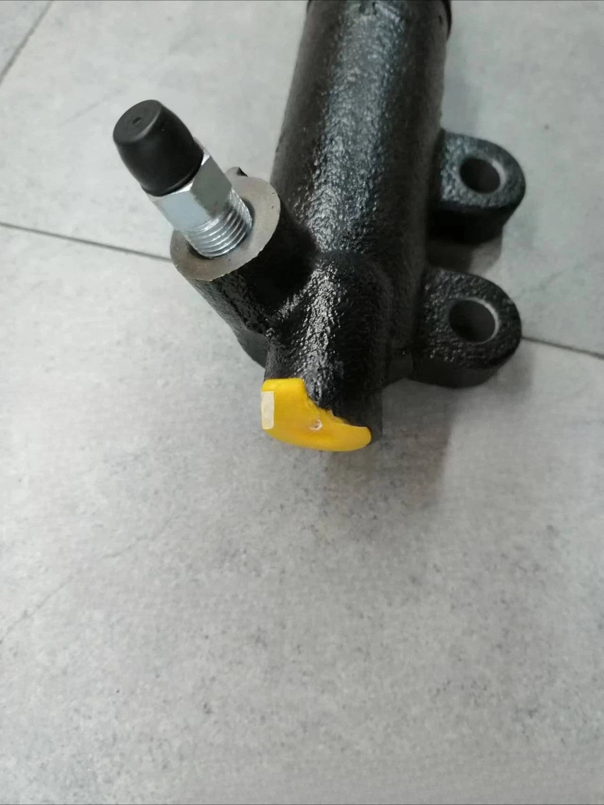 Clutch Release Cylinder for Toyota Land Cruiser FJ80/HDJ80 (1989–1998)