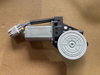 Front Left Window Lift Motor 5 Pins for Toyota Landcruiser J100 Series (1998–2007)