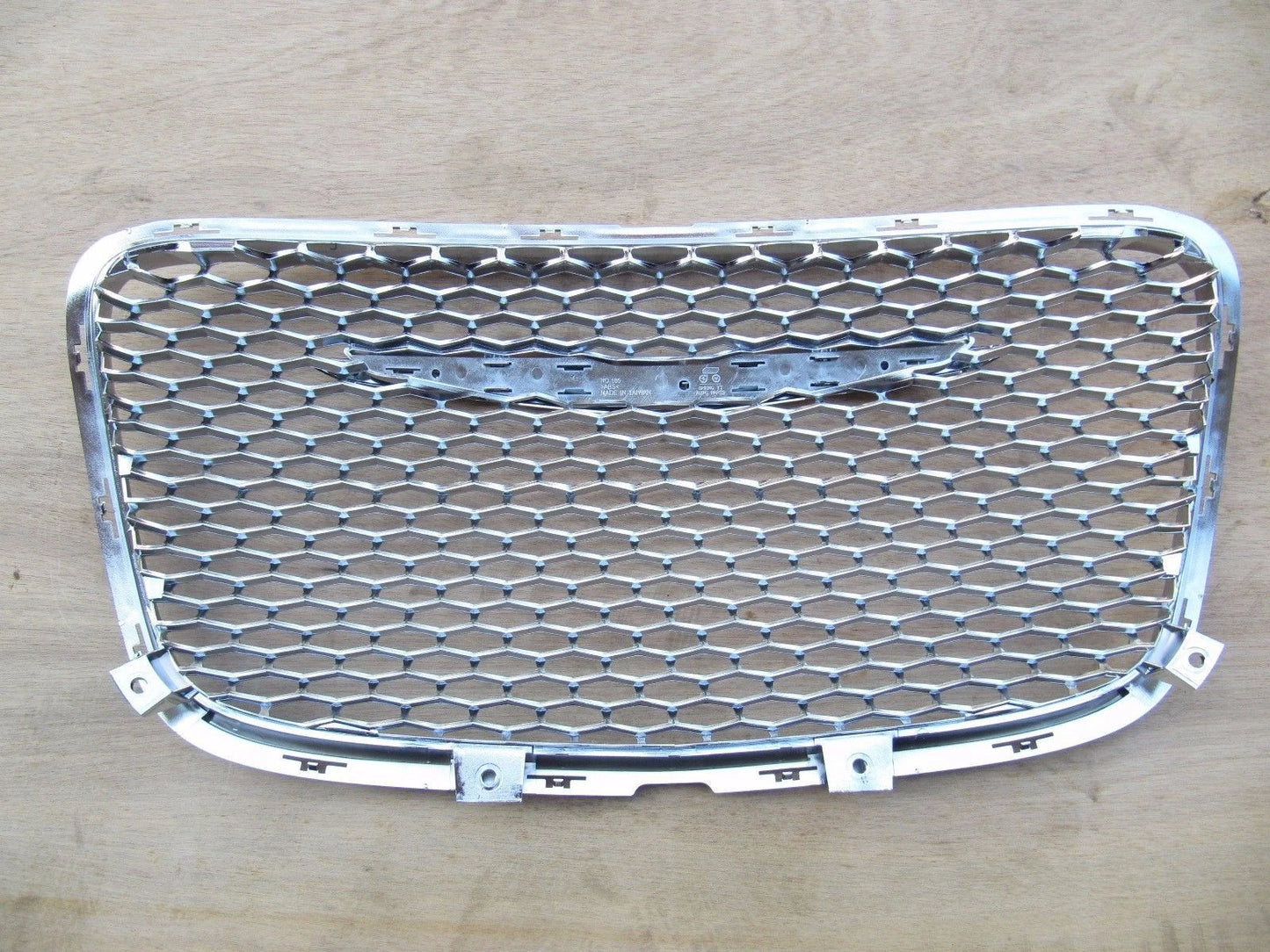 Grill for Chrysler 300 300C Platinum Chrome (2015-2022)