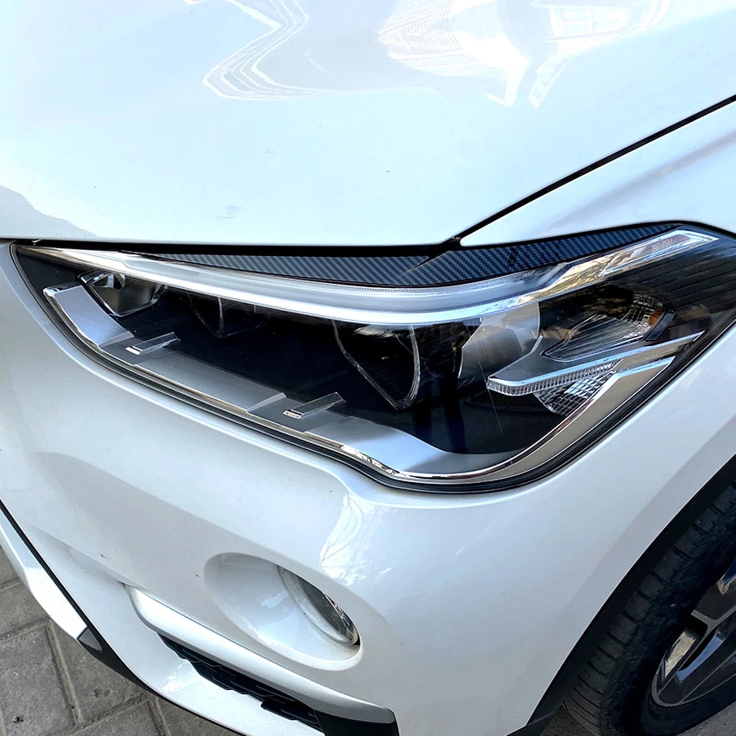 2 x Headlight Eyelid Trim Covers Carbon Fiber Look for BMW X1 (2016-2021)