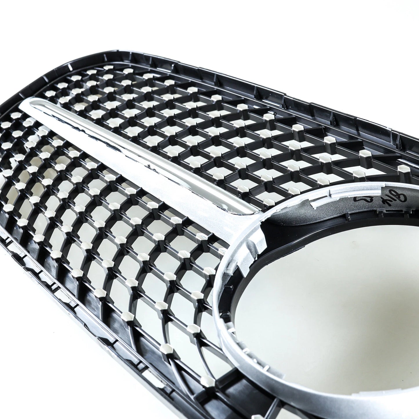Silver Diamond Slats Front Grille for Mercedes Benz GLA-Class (2017-2020)