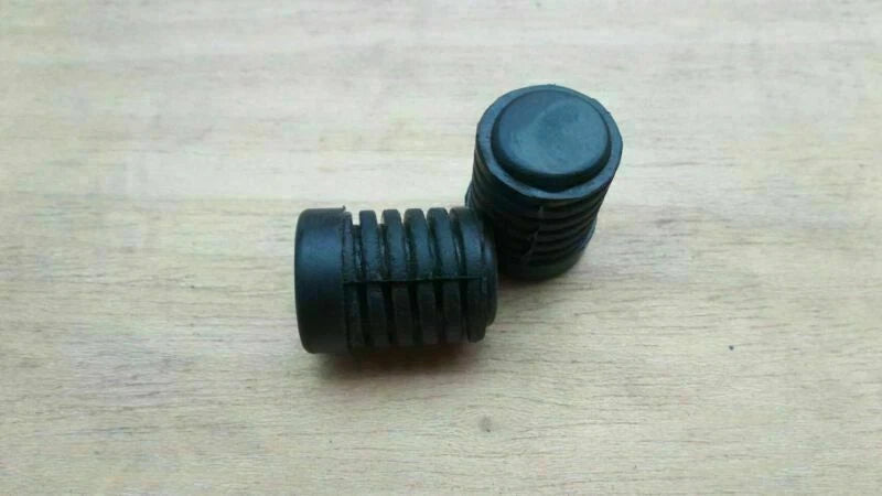 2 x Hood Bolts for Nissan Navara D22 D40 (2005-2015)