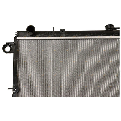 Aluminium Alloy Core Radiator for Toyota Landcruiser UZJ100 V8 (1998–2007)