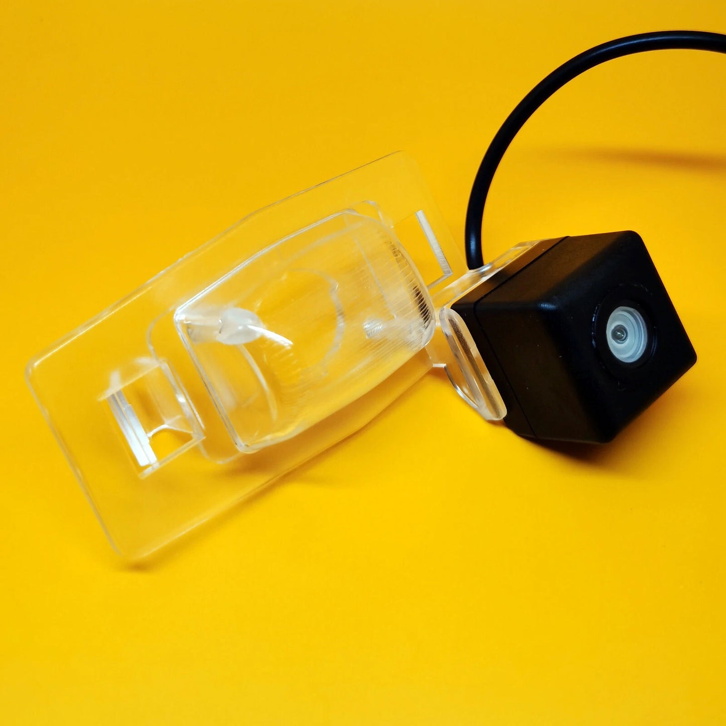 Reverse Rear View Backup Camera for Mercury Mariner (2005–2007)