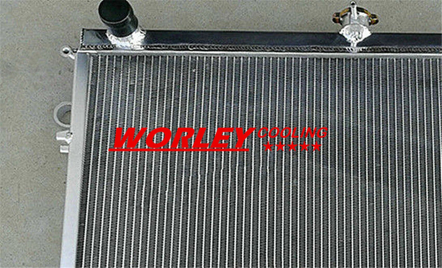 4ROW Aluminum Radiator for Toyota Landcruiser 200 Series 4.7L V8 (2007-2017)