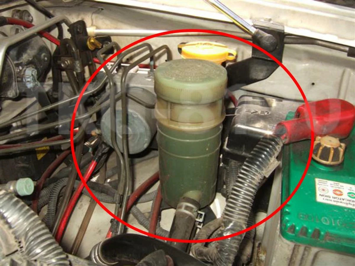 Power Steering Tank for Isuzu D-Max (2003-2011)