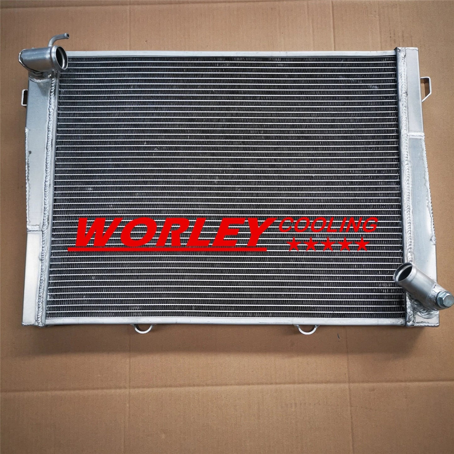 Aluminum Radiator for BMW E12 525/528/528i/530i (1973-1981)