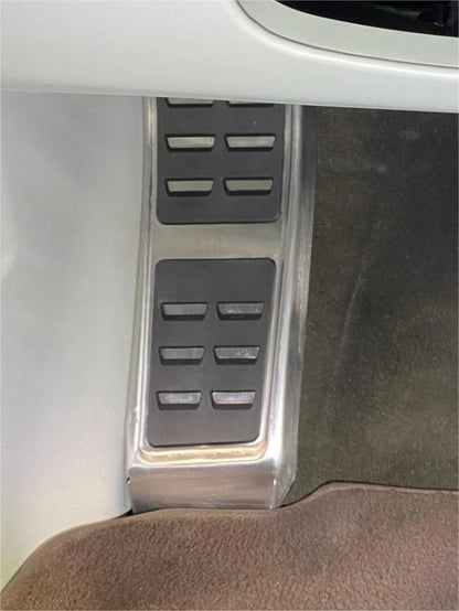 Anti-Slip Aluminum Footrest Pad for 2014-2021 Porsche Macan (2014-2021)