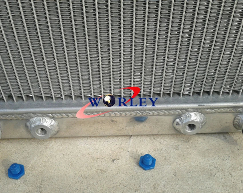 Full Aluminum Radiator 3 Rows for Ford Mustang V8 (1967-1970)
