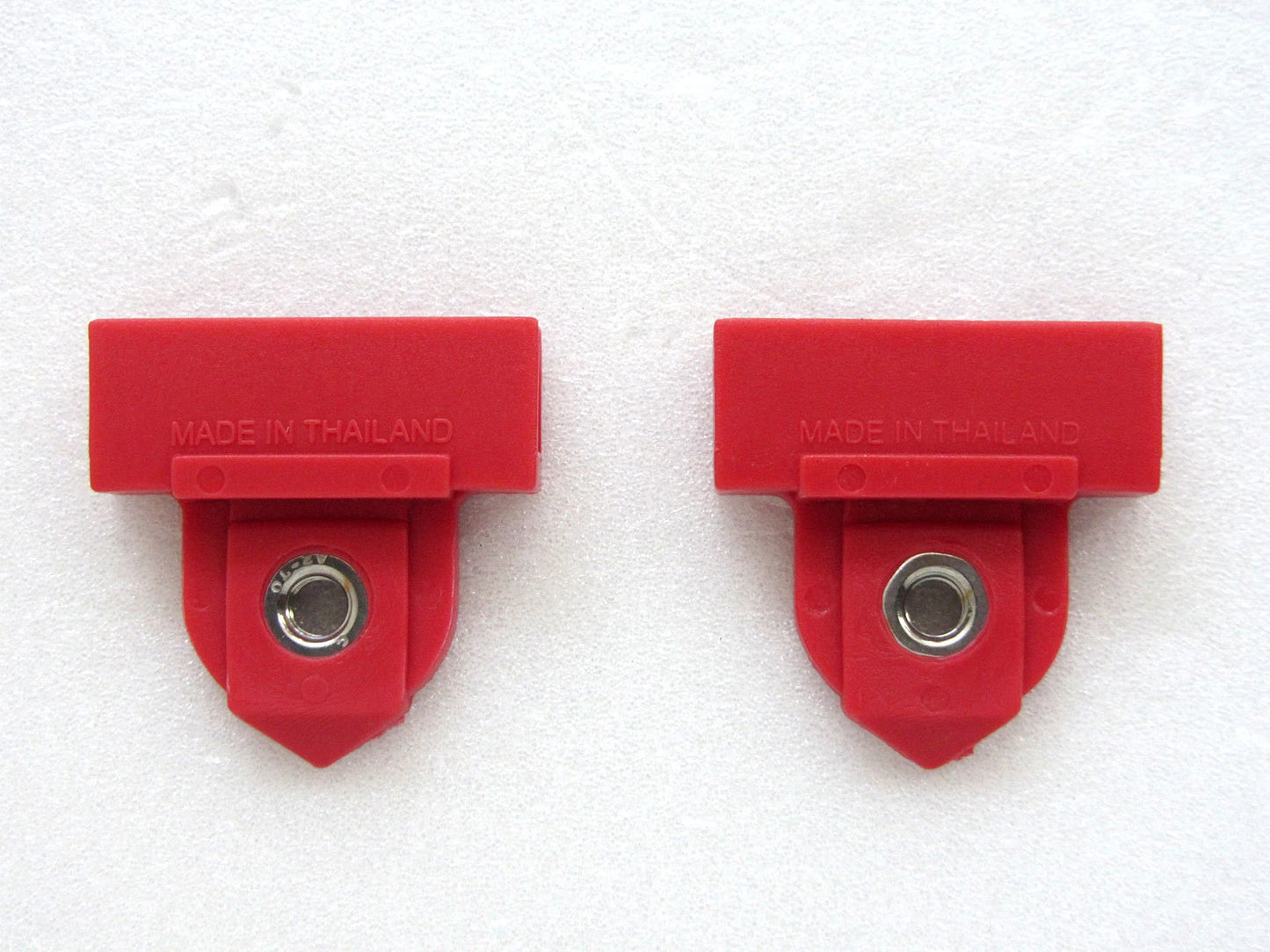 Window Glass Clip 2 x for 88-97 Toyota Hilux Mighty-X LN85 RN85 RN90